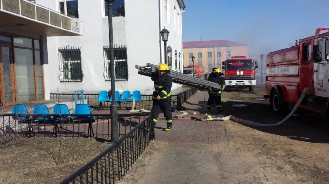 Завхан аймаг дахь шүүхийн тамгын газраас мэдээлж байна Завхан аймаг дахь шүүхийн тамгын газраас мэдээлж байна