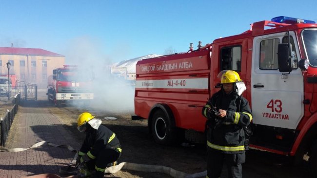 Завхан аймаг дахь шүүхийн тамгын газраас мэдээлж байна Завхан аймаг дахь шүүхийн тамгын газраас мэдээлж байна