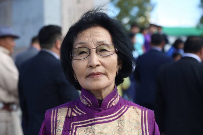 Анхдагчдын өлгий Булганы шүүхийн 80 жилийн ой тохиож байна Анхдагчдын өлгий Булганы шүүхийн 80 жилийн ой тохиож байна