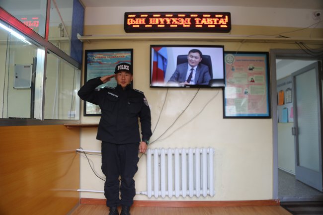 Г.Сарантуяа: Шүүхдээ ширээ сандал олох гэж бүгд зүтгэж байлаа