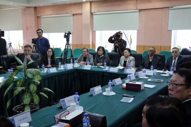 Шүүхийн захиргааны байгууллагын 25 жилийн төлөвшлийг хэлэлцэв