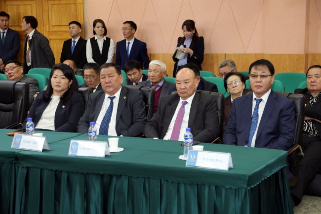 Шүүхийн захиргааны байгууллагын 25 жилийн төлөвшлийг хэлэлцэв