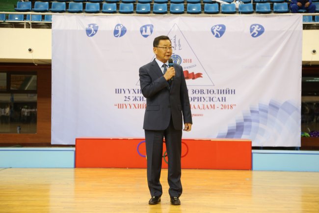 Баянзүрх, Сүхбаатар, Чингэлтэй дүүргийн Эрүүгийн хэргийн анхан шатны шүүх “Шилдэг баг”-аар шалгарав Баянзүрх, Сүхбаатар, Чингэлтэй дүүргийн Эрүүгийн хэргийн анхан шатны шүүх “Шилдэг баг”-аар шалгарав