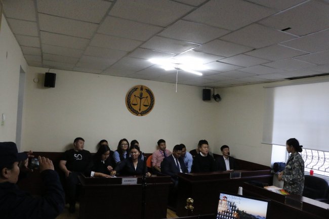 Төв аймаг дахь шүүхийн тамгын газар мэдээлж байна Төв аймаг дахь шүүхийн тамгын газар мэдээлж байна
