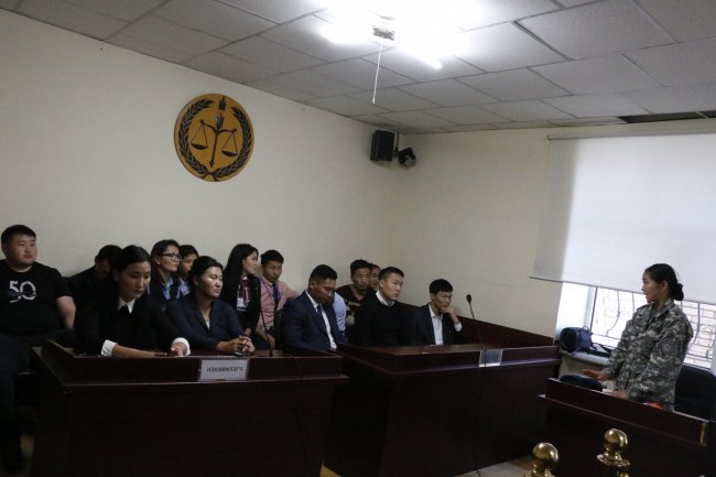 Төв аймаг дахь шүүхийн тамгын газар мэдээлж байна Төв аймаг дахь шүүхийн тамгын газар мэдээлж байна