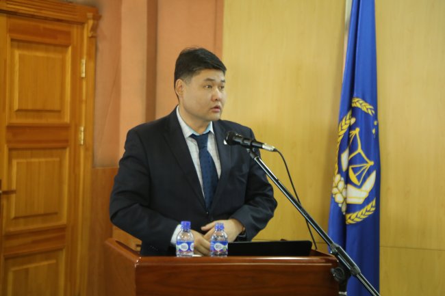 Шүүхийн захиргааны байгууллагын удирдах ажилтны зөвлөгөөн эхэллээ