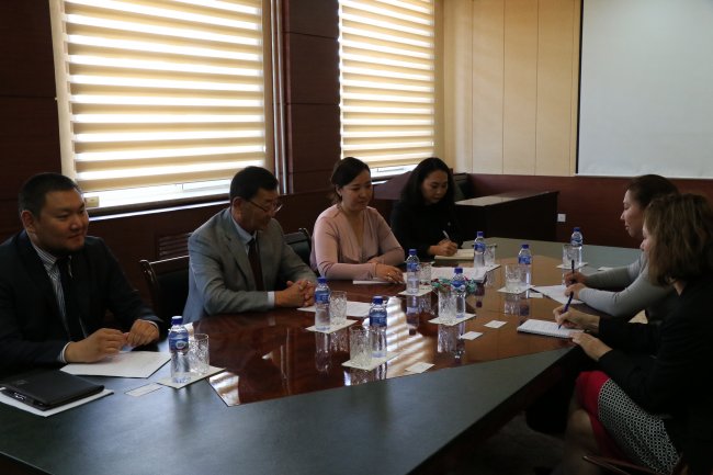 Шүүхийн ерөнхий зөвлөлийн дарга Н.Лүндэндорж Олон улсын хөгжлийн эрх зүйн байгууллагын Монгол дахь суурин төлөөлөгчийг хүлээн авч уулзлаа